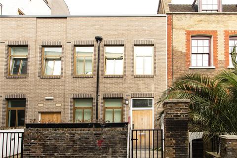 11 Sylvester Path, London, E8 1EN