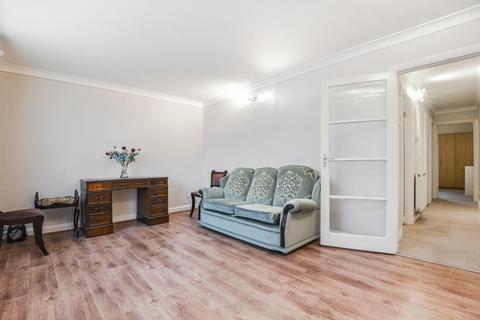 Flat 2, Hill Court Amberden Avenue, London, N3 3BL