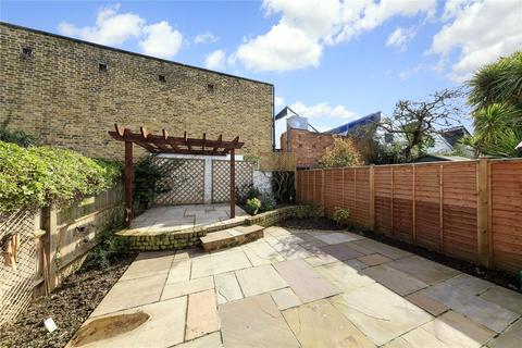 3 bedroom semi-detached house to rent, Sunnyside Road, Teddington, Middlesex, TW11