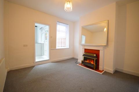 3 bedroom terraced house to rent, Mount Street, Eccleshill, Bradford, BD2