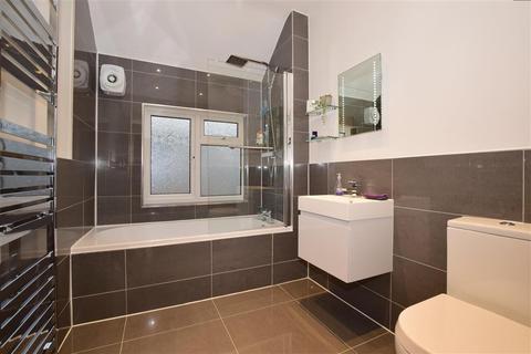 15 Byron Avenue, Sutton, SM1 3RA