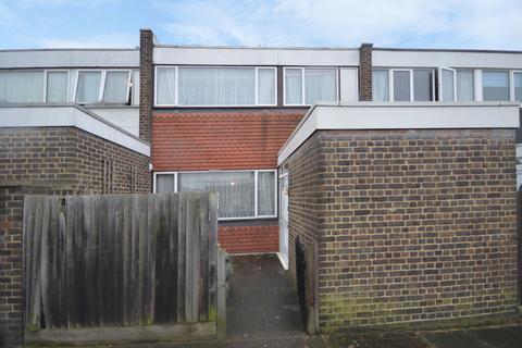 38 Gavestone Road, London, SE12 9BP