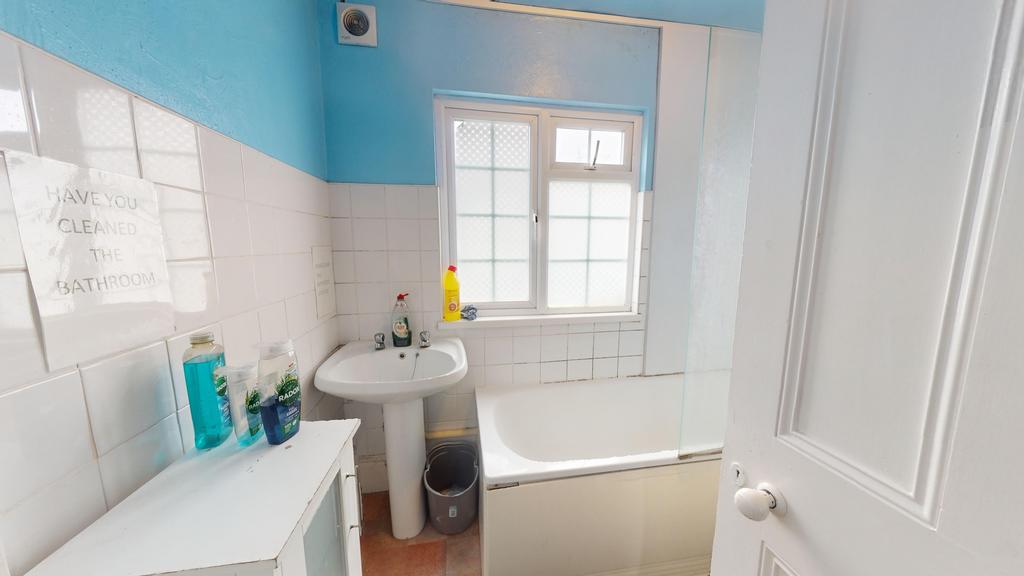Apartment in Brighton, Queen's Park - View 4