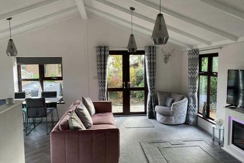 2 bedroom lodge for sale - Lamb Howe Caravan Park, Crosthwaite, Kendal, Cumbria