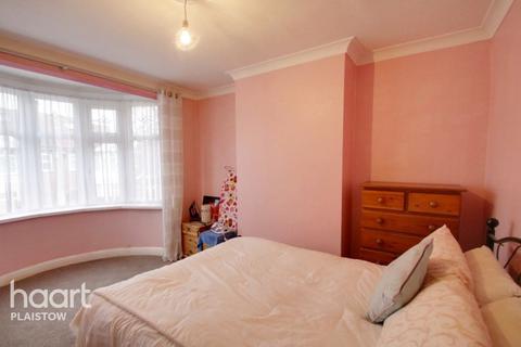 26 Fawn Road, London, E13 9BL