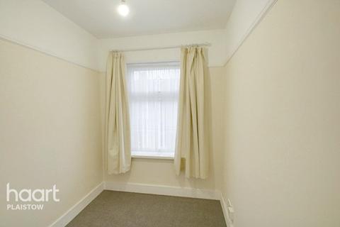 26 Fawn Road, London, E13 9BL