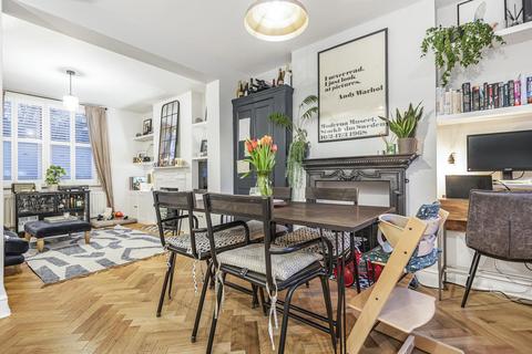 45 Robson Road, London, SE27 9LB