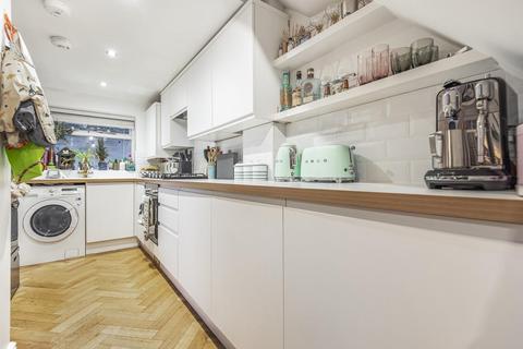 45 Robson Road, London, SE27 9LB