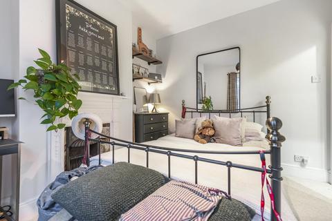 45 Robson Road, London, SE27 9LB