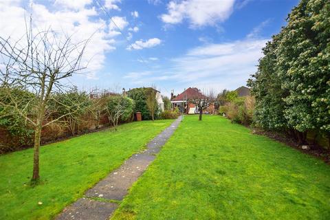 249 Bredhurst Road, Gillingham, ME8 0RD