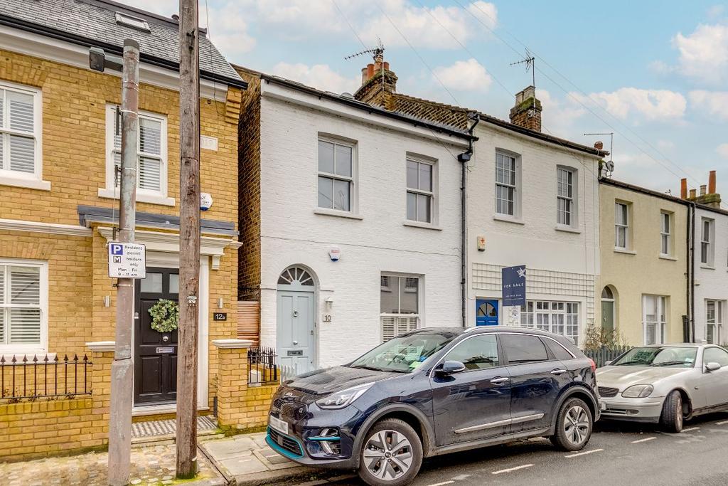 Westfields Avenue, Barnes, SW13 4 bed end of terrace house £1,250,000
