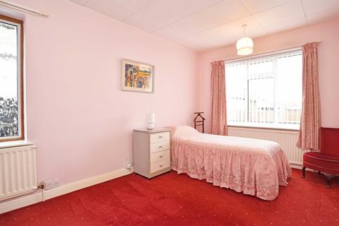 14 Derwent Road, Harrogate, HG1 4SG