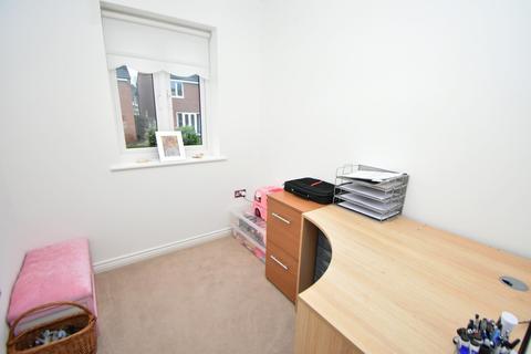 15 Butterworth Close, Wythall, Birmingham, B47 6AH