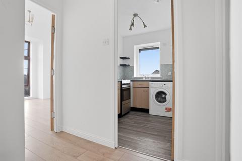 undefined, Arthur Bett Court, Tillicoultry FK13