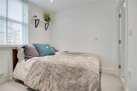 1 bedroom apartment for sale - Foundry Court, Gogmore Lane, Chertsey, Surrey, KT16