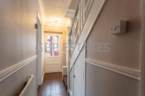 19 Heaton Way, Romford, RM3 7HA