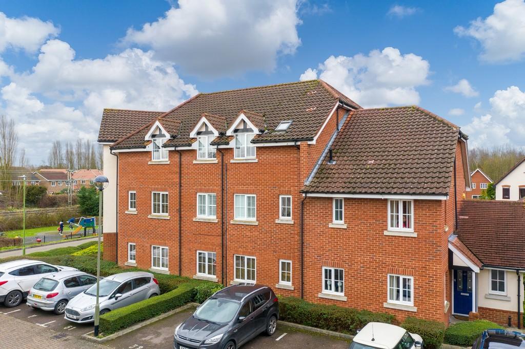 The Granary, Stanstead Abbotts 2 bed apartment £260,000