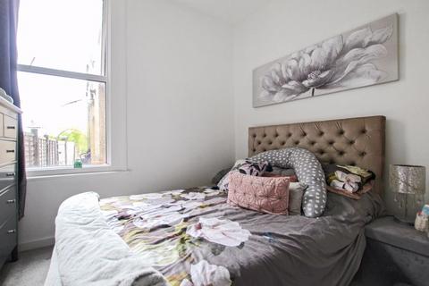 1 bedroom apartment to rent, Woolwich Road