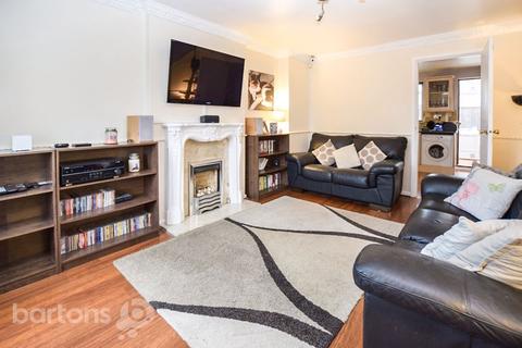 4 Gaunt Close, Bramley, Rotherham, S66 3YH