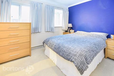 4 Gaunt Close, Bramley, Rotherham, S66 3YH