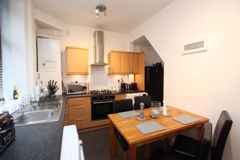 13 Bevis Green, Bury, BL9 6RQ