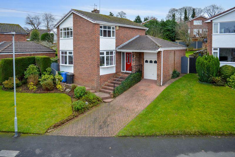 Kingsley Drive, Appleton, Warrington 3 bed detached house £375,000