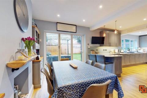 57 Croft Avenue, West Wickham, BR4 0QH