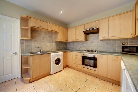 2 bedroom flat to rent, Grosvenor Place, Jesmond, Newcastle upon Tyne