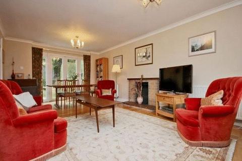 4 bedroom detached house to rent, Moorlands Close, Brockenhurst