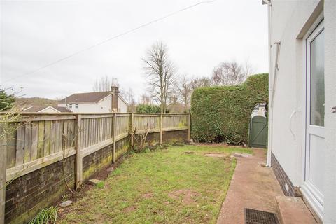 5 School Close, Shobrooke, Crediton, EX17 1AX
