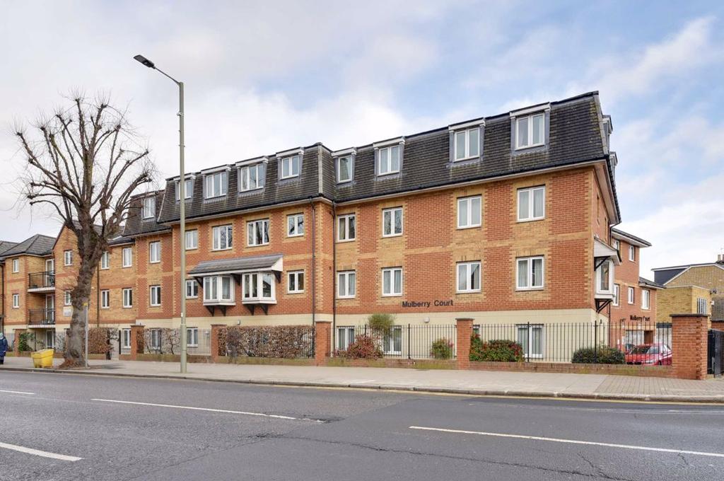 Bedford Road, East Finchley, London, N2 2 bed retirement property £