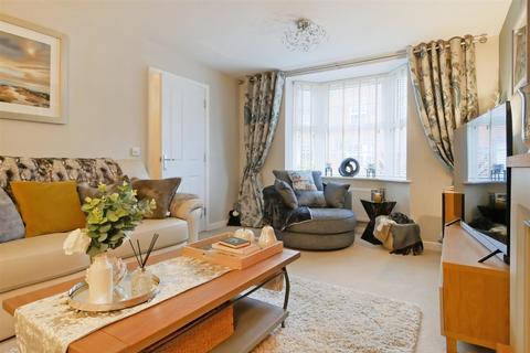 12 Bridger Close, Felpham, Bognor Regis, PO22 8FT