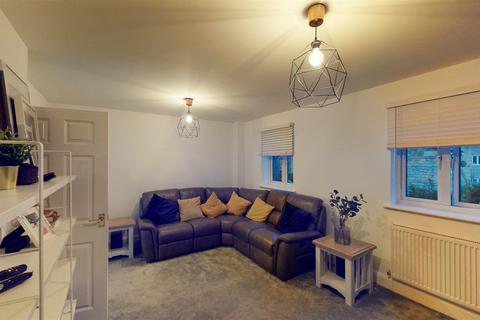 71 Forge Lane, Oughtibridge, Sheffield, S35 0GG