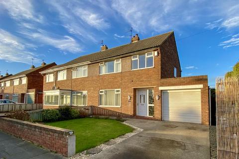 8 Burnside, East Boldon, NE36 0LS