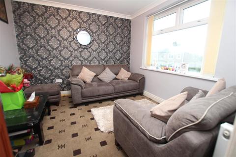 47 Leafield Avenue, Bradford, BD2 3SE
