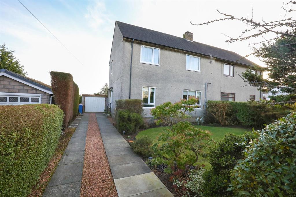 Well Road, Glenrothes 4 bed semidetached house £124,995
