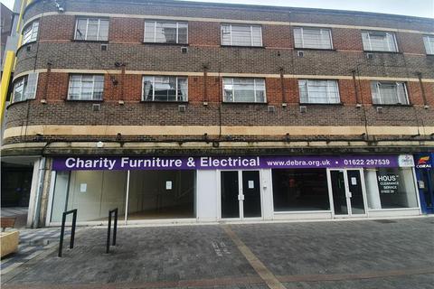 Shop to rent - Granada House, Lower Stone Street, Maidstone, Kent, ME15 6JR