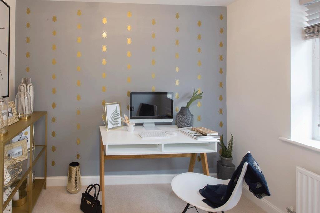 Bedroom 4/study