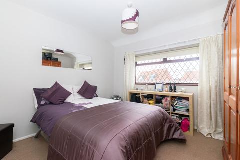 68 Asket Drive, Leeds, LS14 1HU