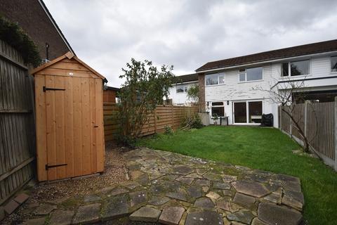 4 Village Close, London, E4 9HT