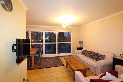 2 bedroom apartment to rent, Rotherhithe Street, London, SE16
