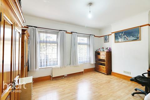 15 Chobham Road, London, E15 1LU