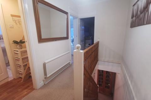 283 Graig Road, Godrergraig, Swansea, SA9 2NZ