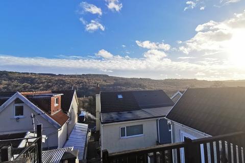 283 Graig Road, Godrergraig, Swansea, SA9 2NZ
