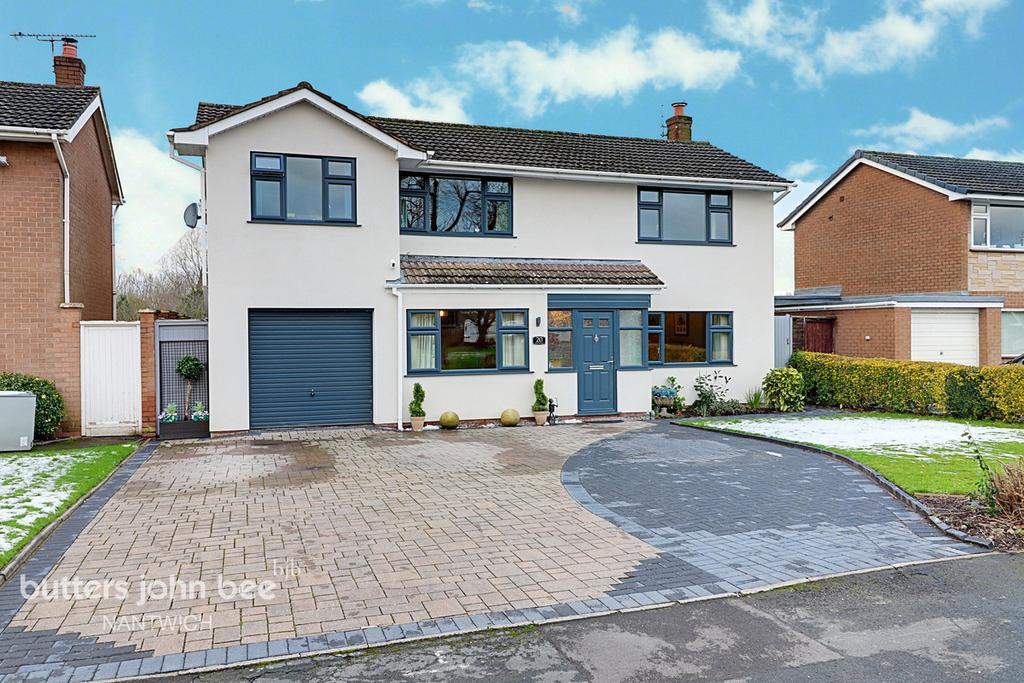 Hellath Wen, Nantwich 5 bed detached house £500,000