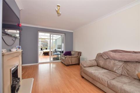 112 Queens Road, North Weald, Epping, CM16 6JG