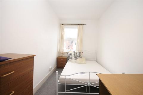 3 bedroom apartment to rent, Uxbridge Road, London, W12