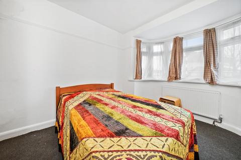 112 Allenby Road, Southall, UB1 2HJ