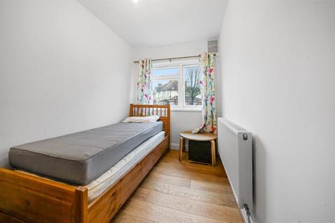 112 Allenby Road, Southall, UB1 2HJ