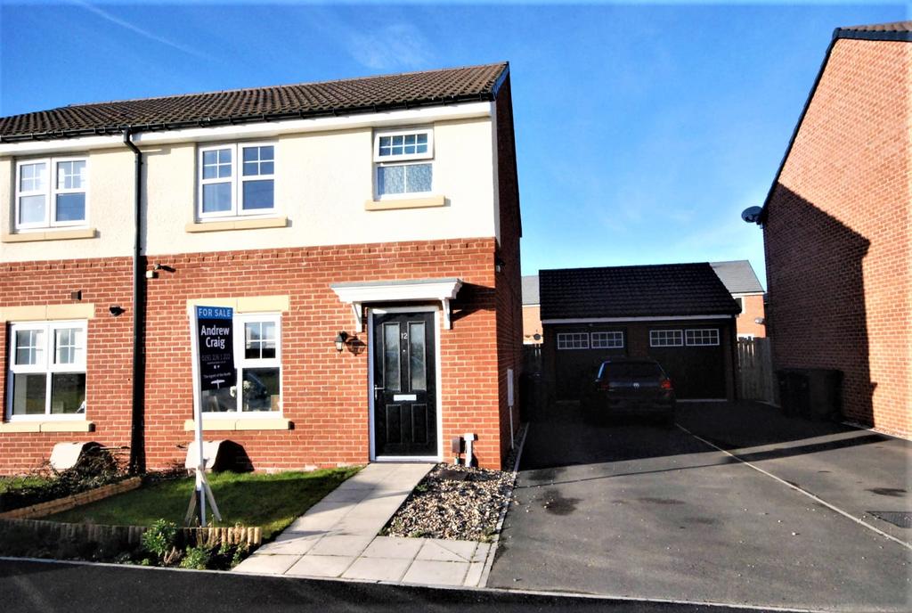 Victoria Walk, Hebburn 3 bed semidetached house £190,000